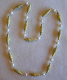 making a paper bead necklace